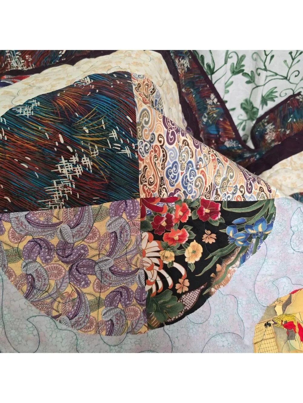 Alexander Henry Asian Ukiyo-e Medallion quilt 70 x88